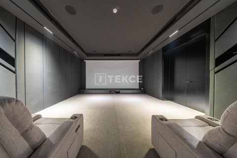 Villa in Dubai 6 bedrooms, 1031 sq.m. № 102244 - photo 3
