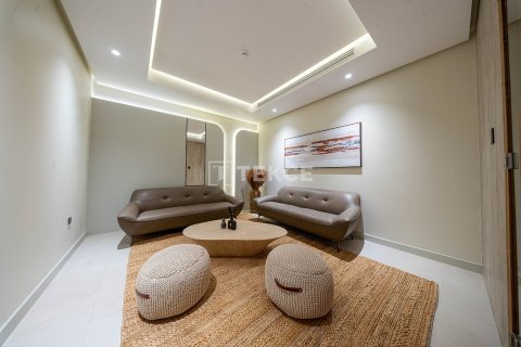 Villa in Dubai 6 bedrooms, 1031 sq.m. № 102244 - photo 19