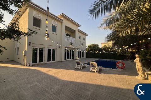Villa à North Village, Al Furjan, Dubai, 4 chambres, 600 m², № 88704