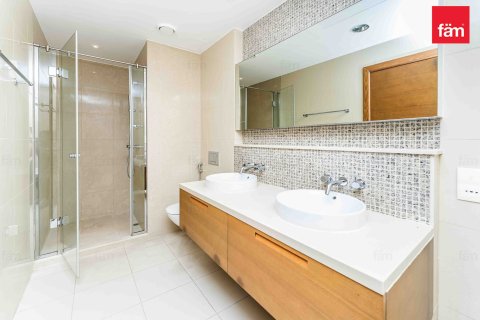 Apartment in Downtown Dubai (Downtown Burj Dubai), Dubai 2 bedrooms, 110 sq.m. № 14535 - photo 14
