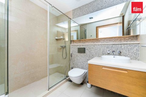 Apartment in Downtown Dubai (Downtown Burj Dubai), Dubai 2 bedrooms, 110 sq.m. № 14535 - photo 18