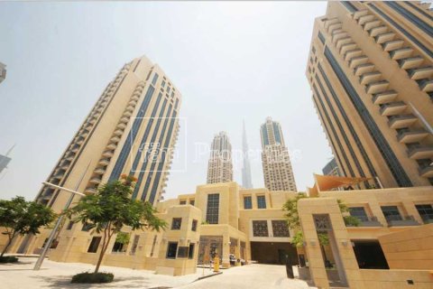 Apartment in Downtown Dubai (Downtown Burj Dubai), Dubai 2 bedrooms, 110 sq.m. № 14535 - photo 20