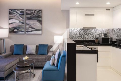 Apartment in Business Bay, Dubai 2 bedrooms, 82 sq.m. № 84389 - photo 19