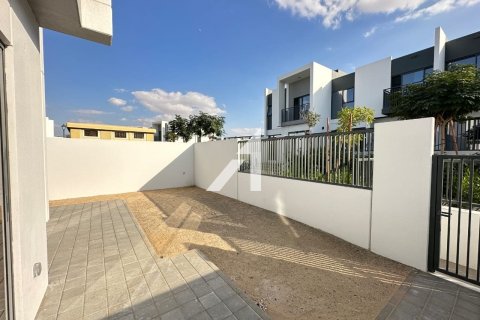 Villa en Dubai Land, Dubai, 4 dormitorios, 240 m², № 84386 - foto 17