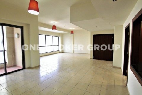 Apartamento en RIMAL en Dubai, 3 dormitorios, 178.3 m², № 30508 - foto 1