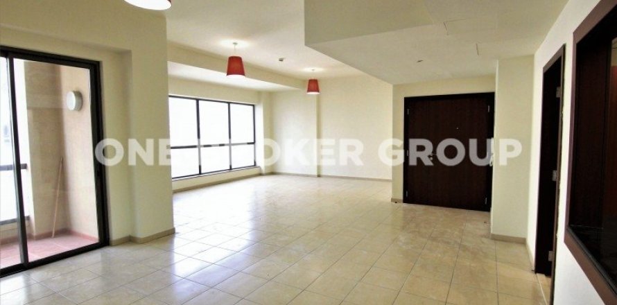 Apartamento en RIMAL en Dubai, 3 dormitorios, 178.3 m², № 30508
