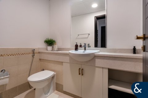 Villa in Mudon, Dubai 4 bedrooms, 354 sq.m. № 91282 - photo 15