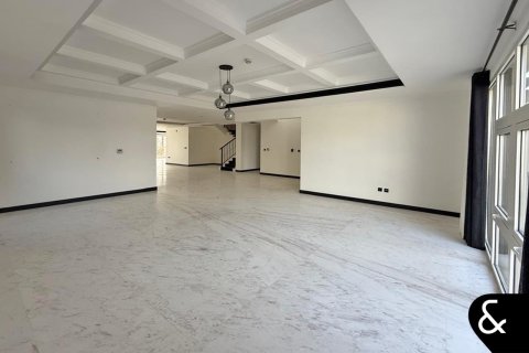 Купить виллу в Dubai Land, Дубай: 6 спален, 1256м², № 91284 - фото 14