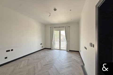 Купить виллу в Dubai Land, Дубай: 6 спален, 1256м², № 91284 - фото 22