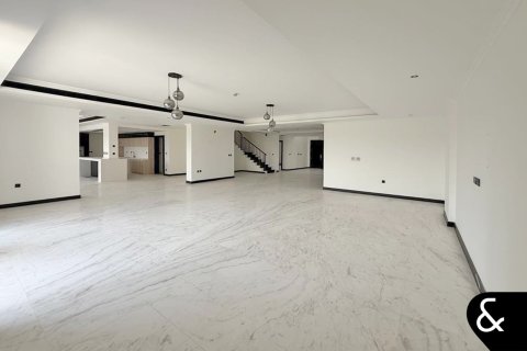 Купить виллу в Dubai Land, Дубай: 6 спален, 1256м², № 91284 - фото 7