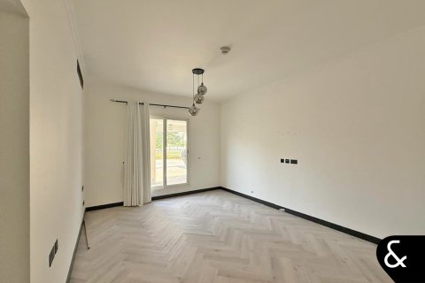 Купить виллу в Dubai Land, Дубай: 6 спален, 1256м², № 91284 - фото 12