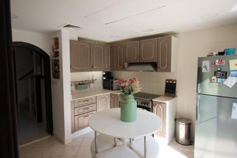 Villa en The Springs, Dubai, 3 dormitorios, 208.66 m², № 123533 - foto 2