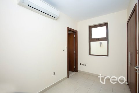 Villa in Casa, Arabian Ranches 2, Dubai 4 bedrooms, 296.92 sq.m. № 123527 - photo 11