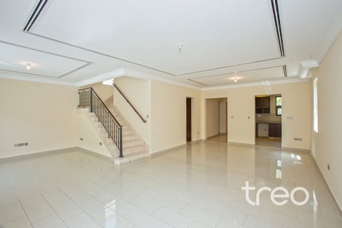 Villa in Casa, Arabian Ranches 2, Dubai 4 bedrooms, 296.92 sq.m. № 123527 - photo 3