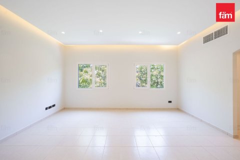 Villa à Dubai, 4 chambres, 560.3 m², № 133084 - photo 14