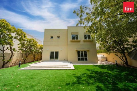 Villa à Dubai, 4 chambres, 560.3 m², № 133084