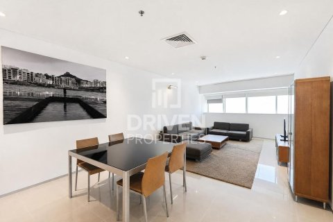 Apartamento en Sheikh Zayed Road, Dubai, 2 dormitorios, 119.01 m², № 128524 - foto 3