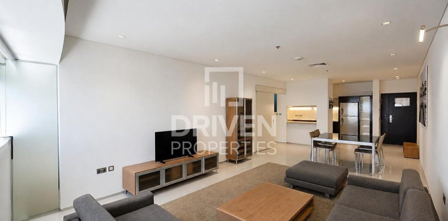 Квартира в Sheikh Zayed Road, Дубай, 2 спальни, 119.01м², № 128524