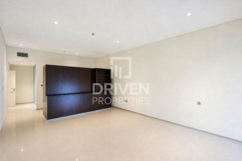 Apartment in Sheikh Zayed Road, Dubai 3 bedrooms, 209.96 sq.m. № 128527 - photo 11