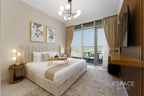 Apartamento en GOLF SUITES en Dubai Hills Estate, Dubai, 2 dormitorios, 104 m², № 62933 - foto 8