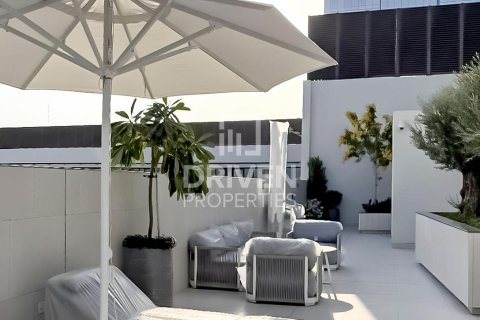 Apartment in Jumeirah Village Circle, Dubai 1 bedroom, 74.69 sq.m. № 128134 - photo 13