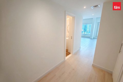 Apartment in Dubai Marina, Dubai 3 bedrooms, 172.4 sq.m. № 124285 - photo 10