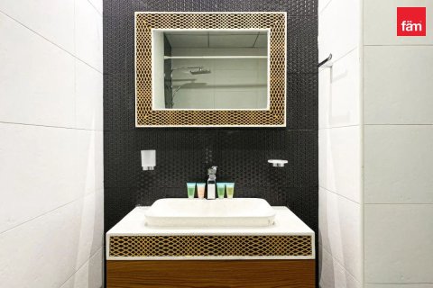 Apartment in Business Bay, Dubai 2 bedrooms, 104.4 sq.m. № 124284 - photo 11