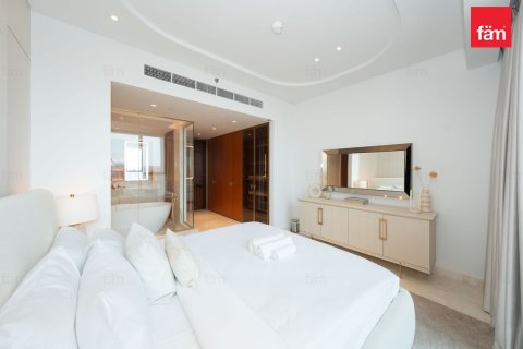Apartment in Palm Jumeirah, Dubai 2 bedrooms, 131.2 sq.m. № 124286 - photo 7
