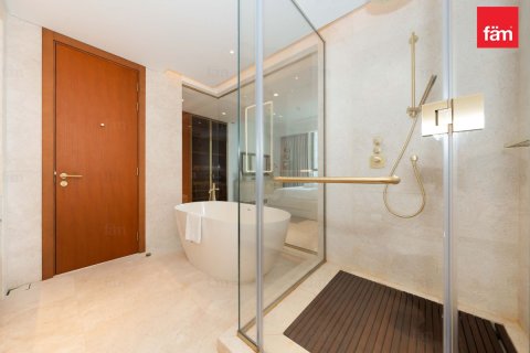 Apartment in Palm Jumeirah, Dubai 2 bedrooms, 131.2 sq.m. № 124286 - photo 16