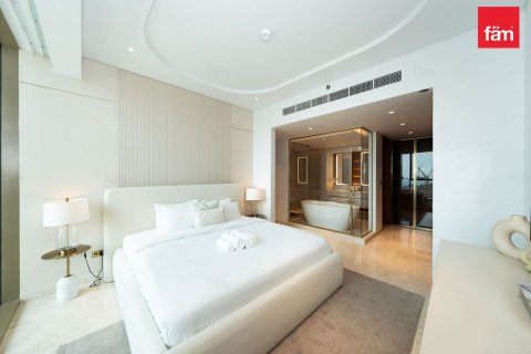Apartment in Palm Jumeirah, Dubai 2 bedrooms, 131.2 sq.m. № 124286 - photo 5
