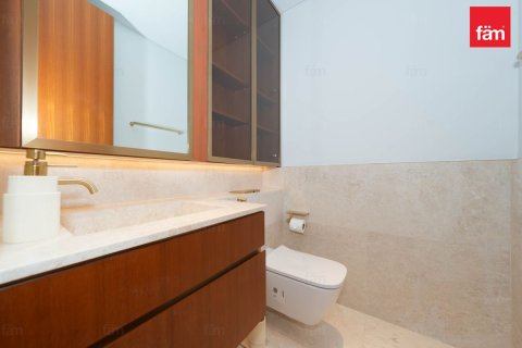 Apartment in Palm Jumeirah, Dubai 2 bedrooms, 131.2 sq.m. № 124286 - photo 17