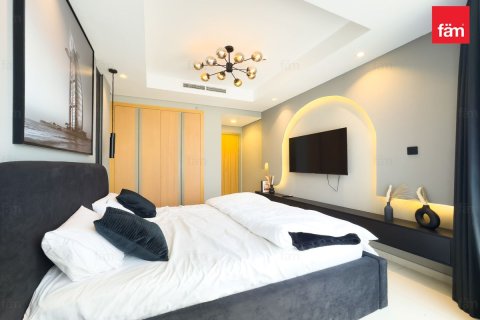 Apartment in Business Bay, Dubai 2 bedrooms, 123.3 sq.m. № 124287 - photo 17