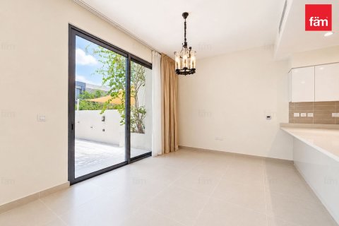Villa in Dubai Hills Estate, Dubai 4 bedrooms, 201.7 sq.m. № 124289 - photo 4