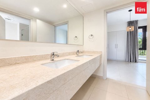 Villa in Dubai Hills Estate, Dubai 4 bedrooms, 201.7 sq.m. № 124289 - photo 5