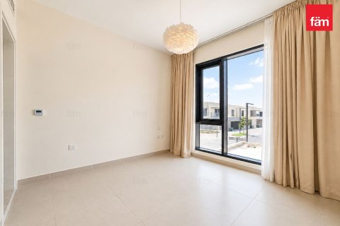 Villa in Dubai Hills Estate, Dubai 4 bedrooms, 201.7 sq.m. № 124289 - photo 8