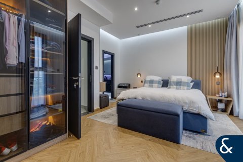 Villa in Jumeirah Village Circle, Dubai 4 bedrooms, 402 sq.m. № 74693 - photo 7