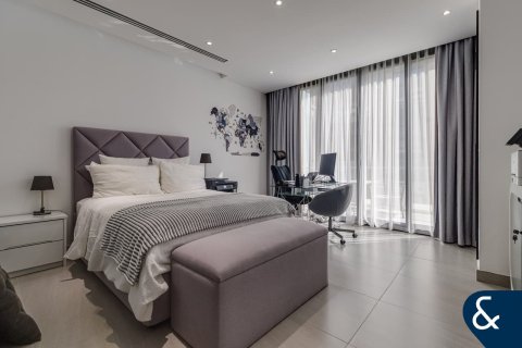 Villa in Jumeirah Village Circle, Dubai 4 bedrooms, 402 sq.m. № 74693 - photo 18