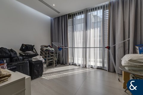 Villa in Jumeirah Village Circle, Dubai 4 bedrooms, 402 sq.m. № 74693 - photo 17