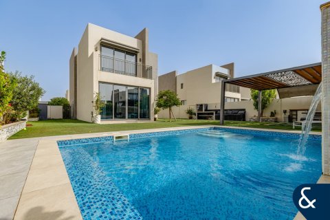 Villa à EMAAR South, Dubai South (Dubai World Central), Dubai, 3 chambres, 258 m², № 74685 - photo 1