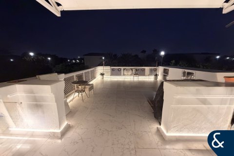 Villa in Regional, Jumeirah Park, Dubai 3 bedrooms, 285 sq.m. № 74684 - photo 7