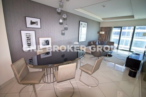 Снять в аренду квартиру в Бизнес-Бэе, Дубай: 3 спальни, 168.5м², № 1210 - фото 2