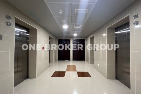 Oficina en Jumeirah Lake Towers, Dubai, 140 m², № 1212 - foto 2