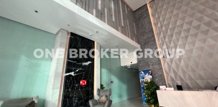 Oficina en Jumeirah Lake Towers, Dubai, 140 m², № 1212