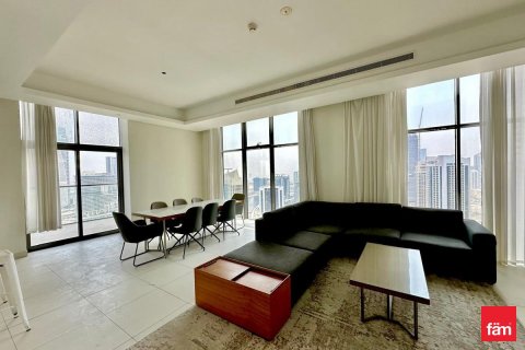 Apartamento en Downtown Dubai (Downtown Burj Dubai), Dubai, 3 dormitorios, 298.7 m², № 47221 - foto 1
