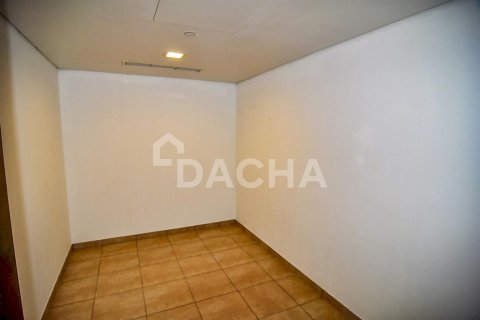 Adosado en Palm Jumeirah, Dubai, 2 dormitorios, 371.2 m², № 6689 - foto 8