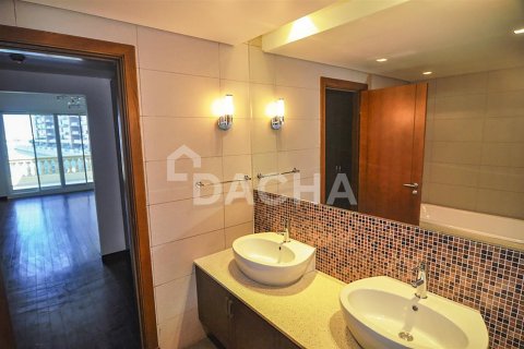 Adosado en Palm Jumeirah, Dubai, 2 dormitorios, 371.2 m², № 6689 - foto 7