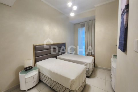 Apartamento en Damac Heights, Dubai Marina, Dubai, 3 dormitorios, 180.9 m², № 6687 - foto 7