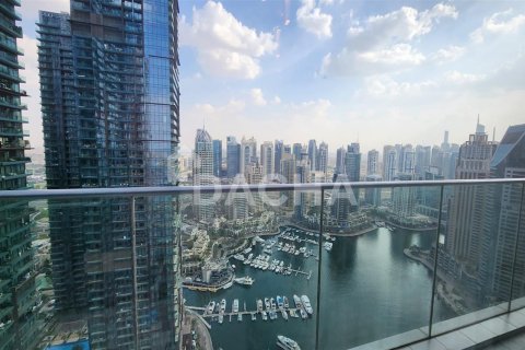 Apartamento en Damac Heights, Dubai Marina, Dubai, 3 dormitorios, 180.9 m², № 6687 - foto 1