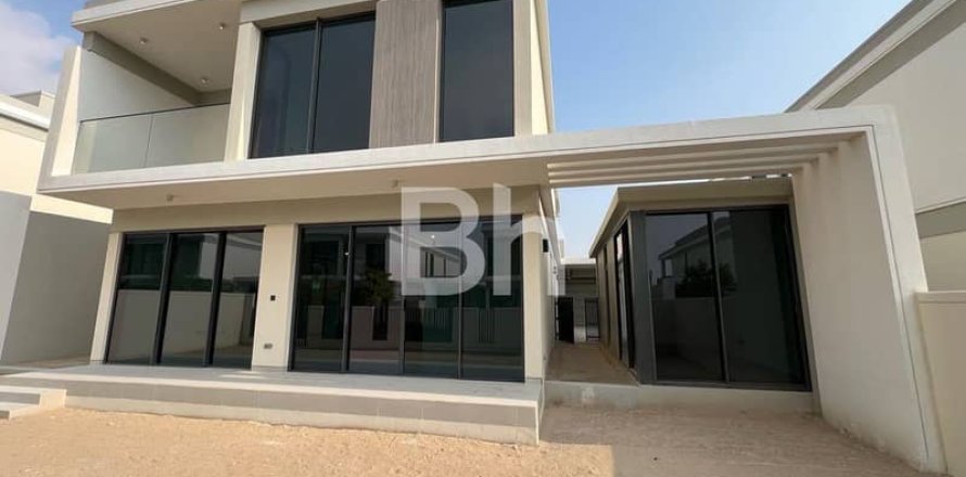Вилла в Tilal Al Ghaf, Дубай, 4 спальни, 374м², № 22171