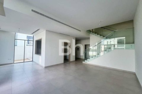Снять в аренду таунхаус в Al Furjan, Дубай: 4 спальни, 280м², № 22150 - фото 3